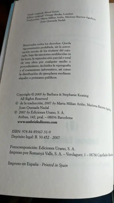 Libro 'Hermanas de Sangre' de Barbara y Stephanie Keating - miniatura 3
