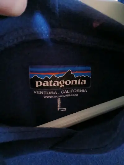 Polerón con capucha Patagonia azul - miniatura 3