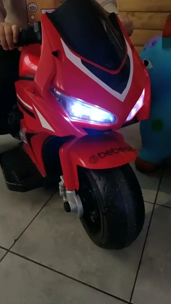 Moto eléctrica infantil Bebesit roja - 5