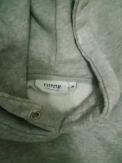 Polerón con capucha gris Trapstar - miniatura 2
