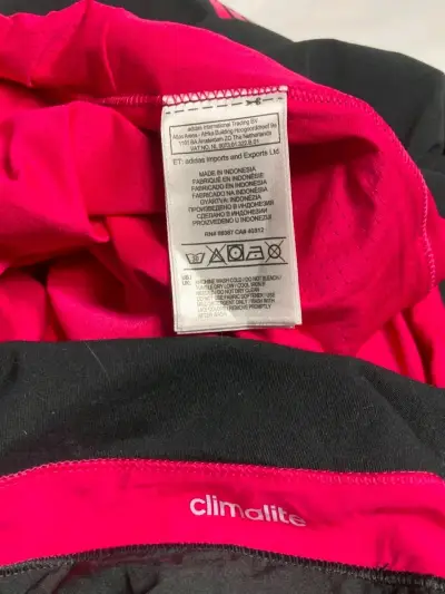 Falda con short adidas color negro y fucsia - miniatura 5
