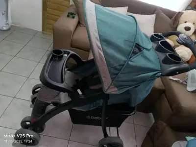 Coche de bebé Bebesit plegable con bandeja - miniatura 2