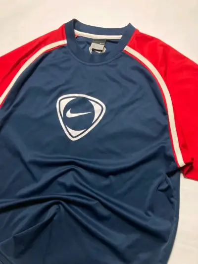 Polera Nike tiempo azul y rojo - miniatura 5