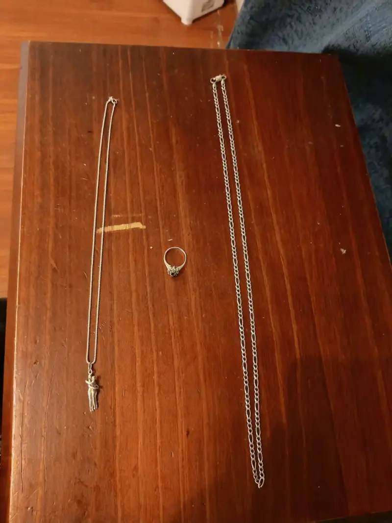 Set de joyería en plata con collares y anillo