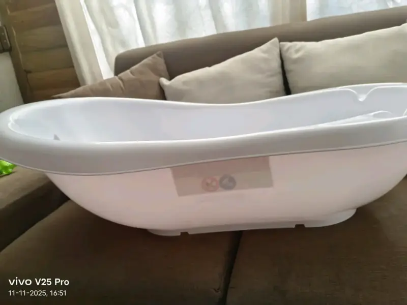 Tina de baño para bebé ergonómica blanca - 1