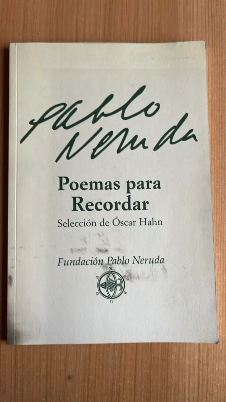 Libro Poemas para Recordar de Pablo Neruda - 1