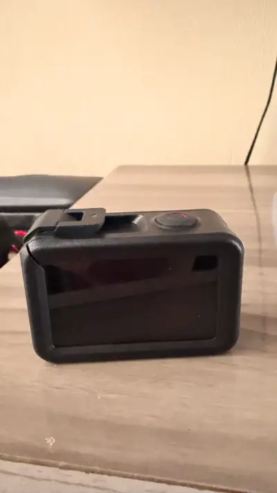 Cámara de acción DJI Osmo Action 5 Pro con acceso - miniatura 3
