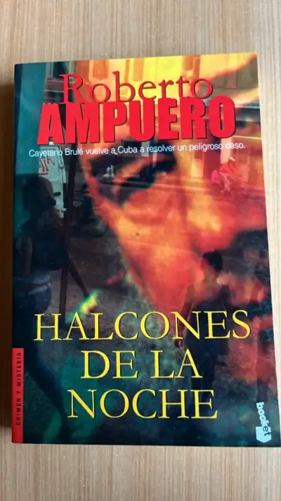 Libro Halcones de la Noche de Roberto Ampuero - miniatura 1