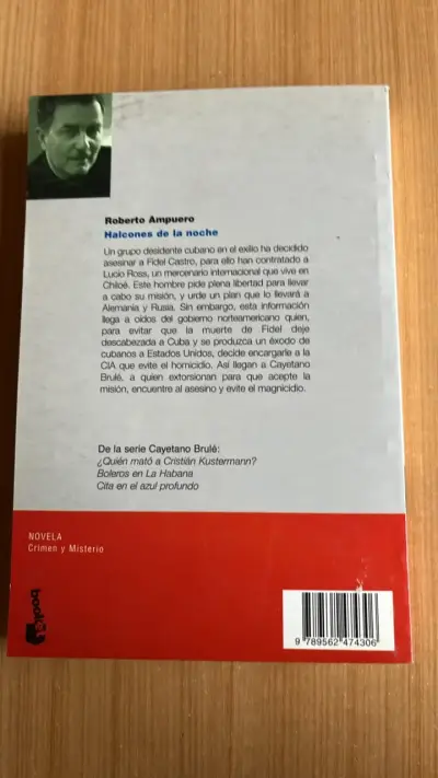 Libro Halcones de la Noche de Roberto Ampuero - miniatura 2