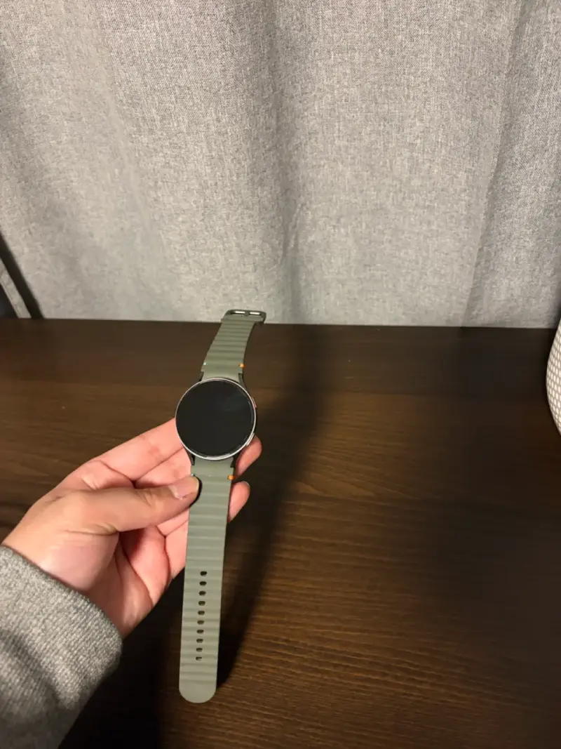Reloj inteligente con cargador magnético - 3
