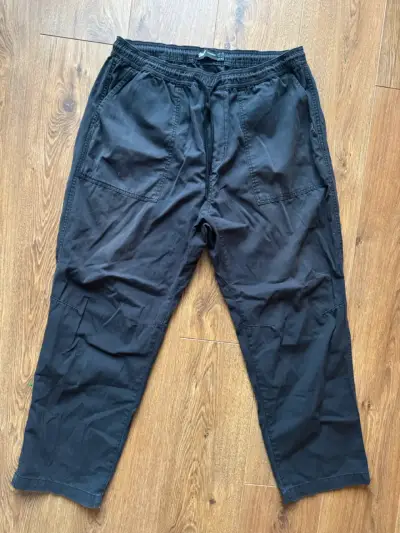 Pantalón Pull&Bear negro casual hombre talla L - miniatura 1