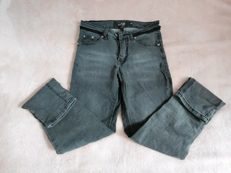 Jeans grises para mujer talla 40