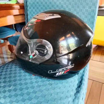 Casco de moto LS2 negro con visera - miniatura 1