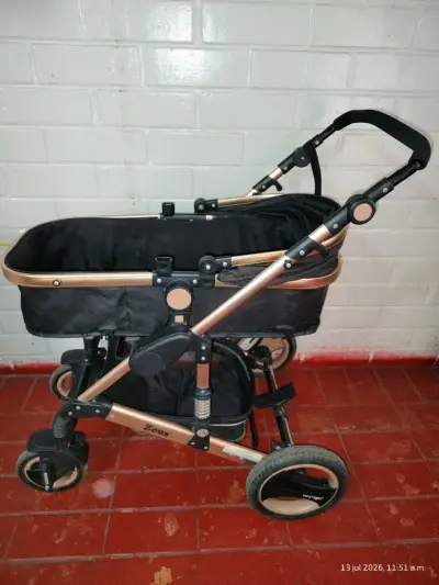 Coche de bebé Zeus plegable y resistente - miniatura 1