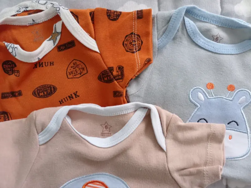 Set de 3 bodies para bebé con estampados divertidos - 2