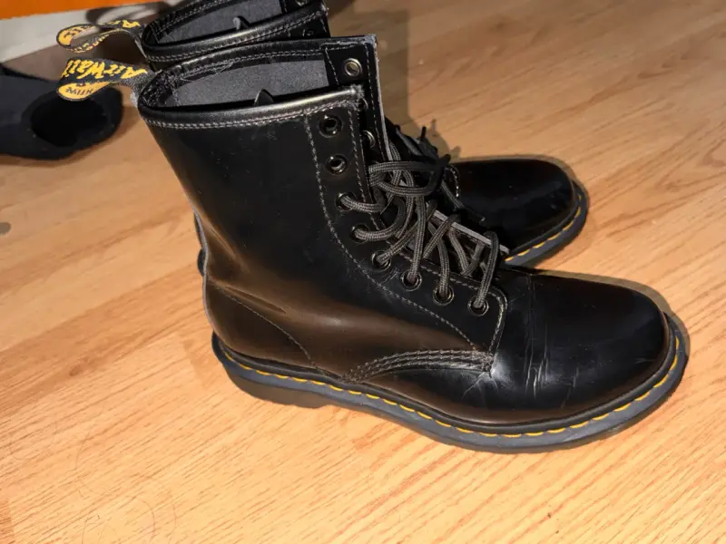 Botas de cuero negras Dr. Martens clásicas - 1