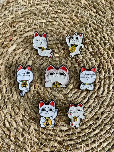 Pins de Anime Variados - miniatura 4