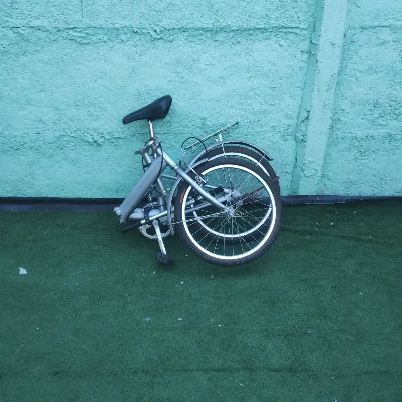 Bicicleta plegable urbana en buen estado - 3