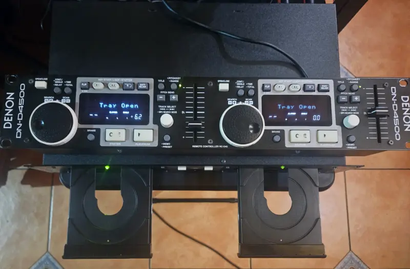 Reproductor de CD para dj Denon DN-D4500 para DJ - 1