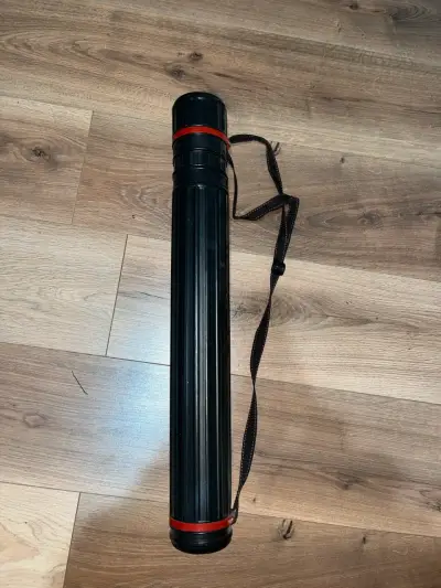 Tubo porta planos ajustable negro con correa - miniatura 1