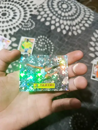 Lámina holográfica Panini de fútbol - miniatura 1