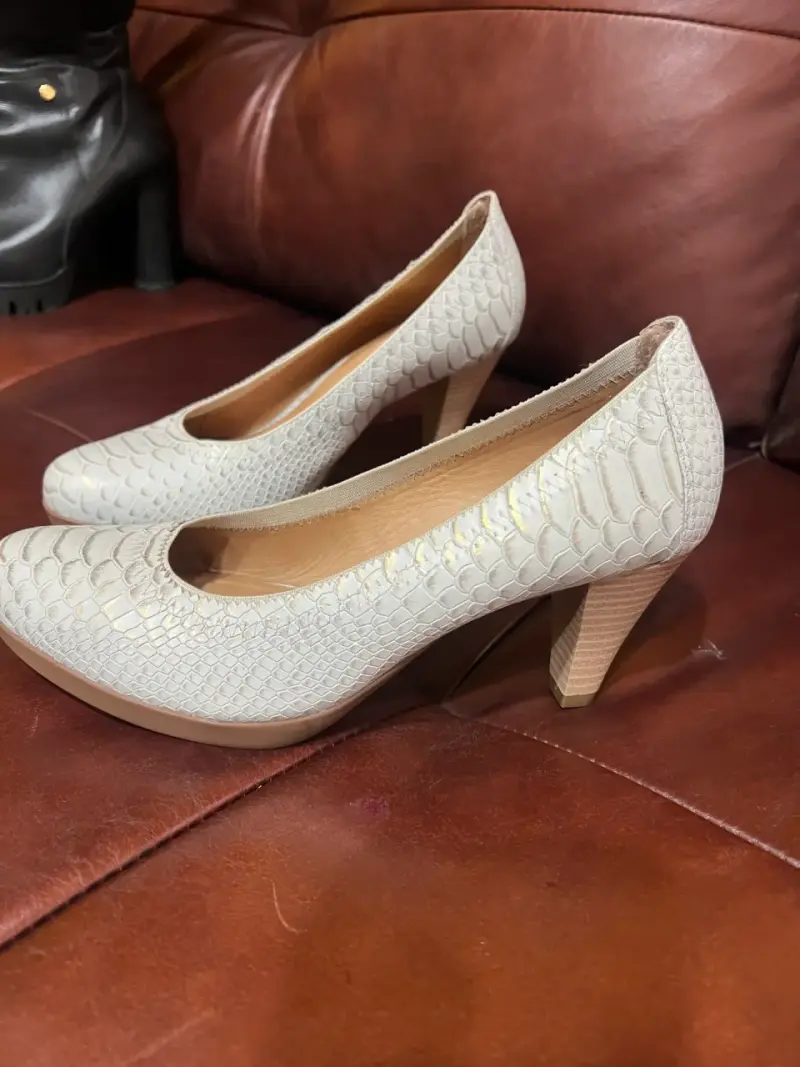 Zapatos gacel N•38 blanco y vestido blanco L - 1
