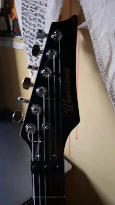 Guitarra eléctrica floyd rose - miniatura 3