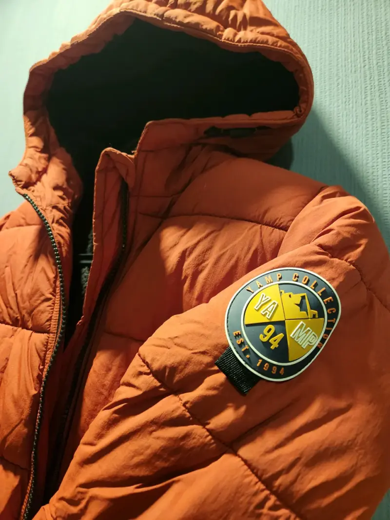 Chaqueta forrada con capucha - 2