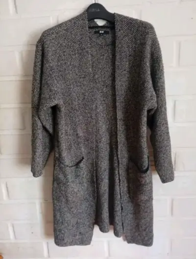 Cardigan largo gris para mujer - miniatura 4