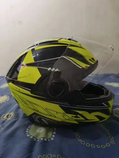 Casco de moto Airoh amarillo con visor - miniatura 4
