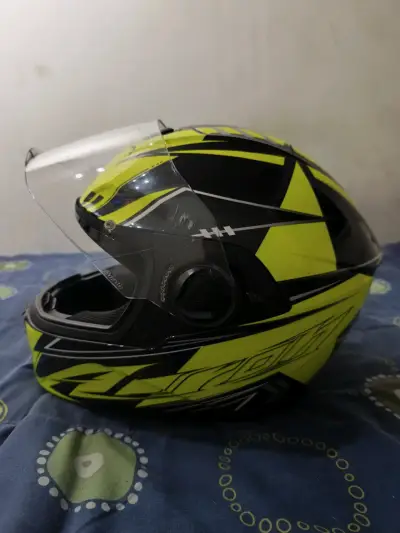 Casco de moto Airoh amarillo con visor - miniatura 6