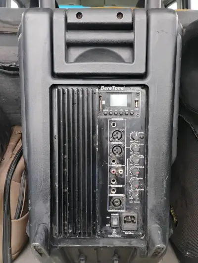 Parlante portátil con doble bocina 300 watts efect - miniatura 3