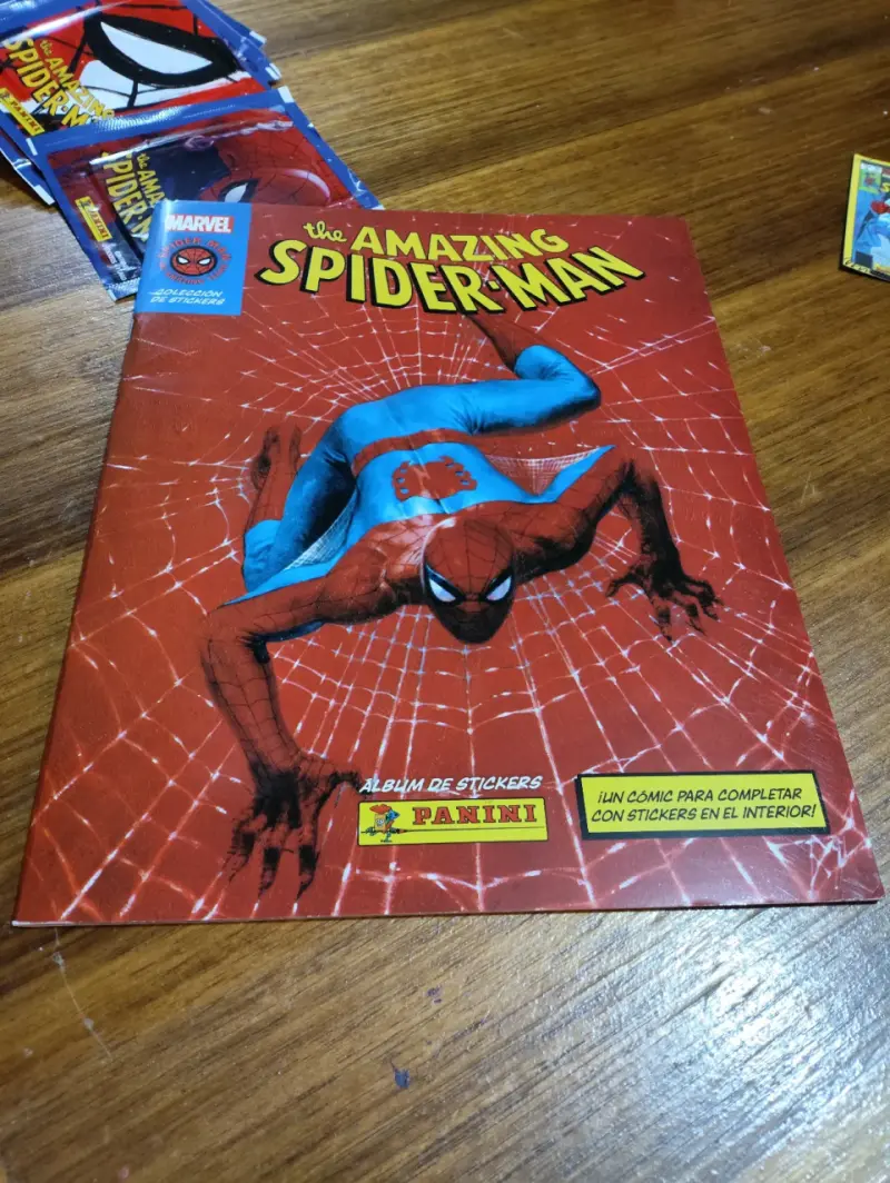 Álbum de The Amazing Spider-Man con sobres - 2