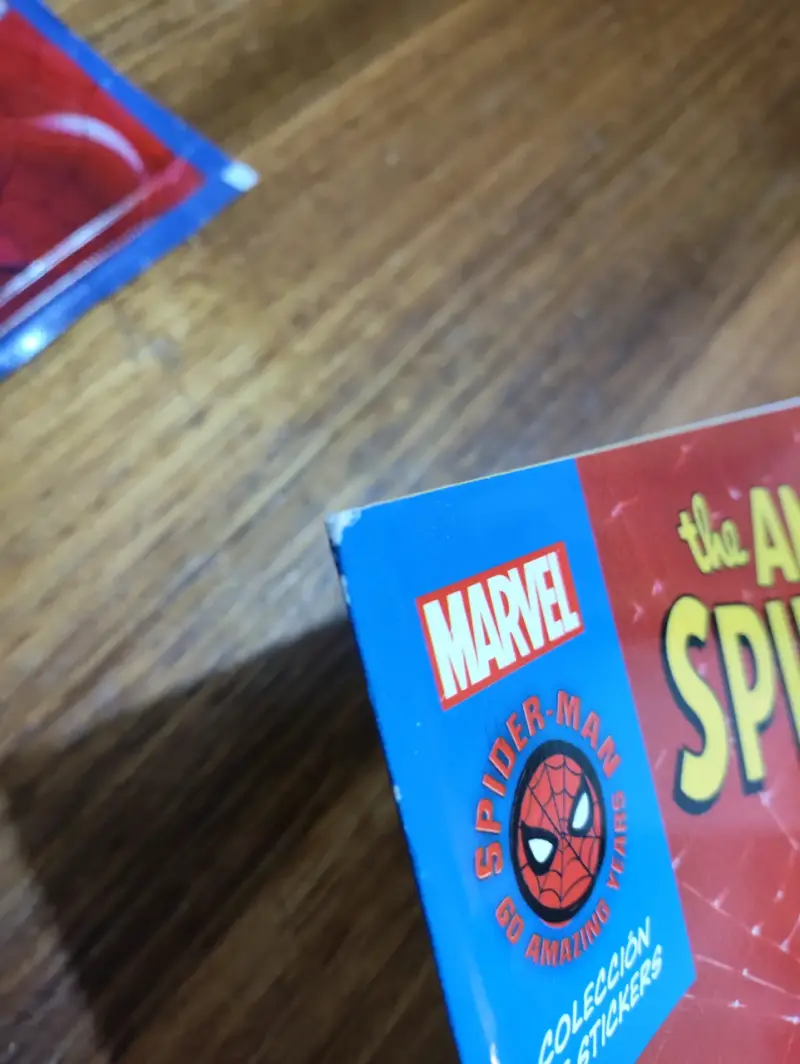 Álbum de The Amazing Spider-Man con sobres - 3