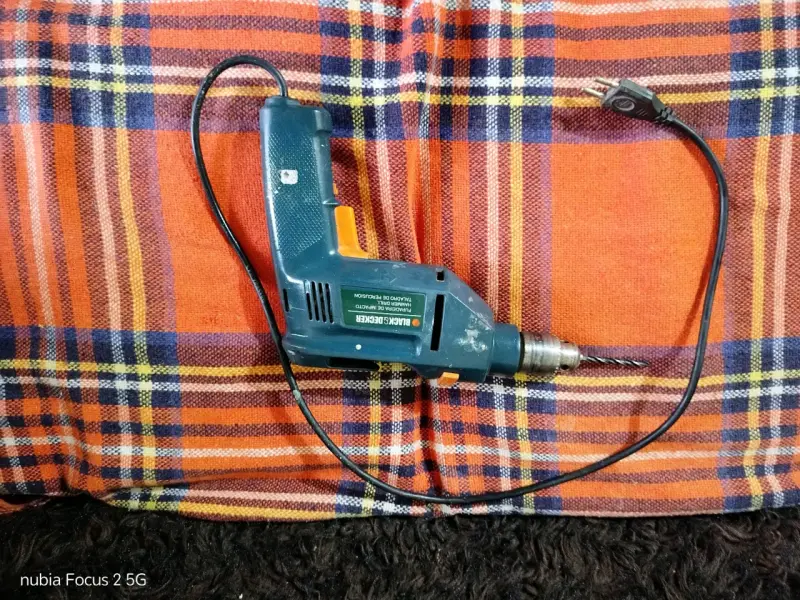 Taladro Eléctrico Black & Decker 7935 - 1