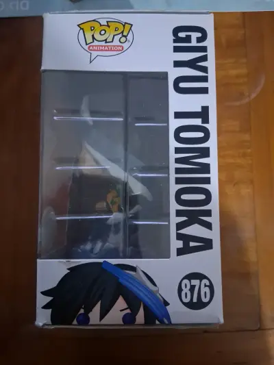 Figura Funko Pop Giyu Tomioka Demon Slayer - miniatura 4