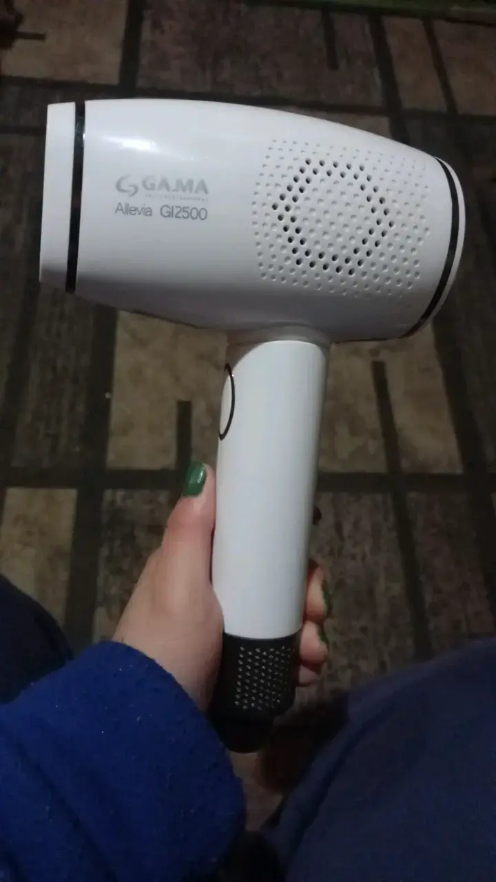 Depiladora Laser Gama Alevia GI2500 Blanco - 1