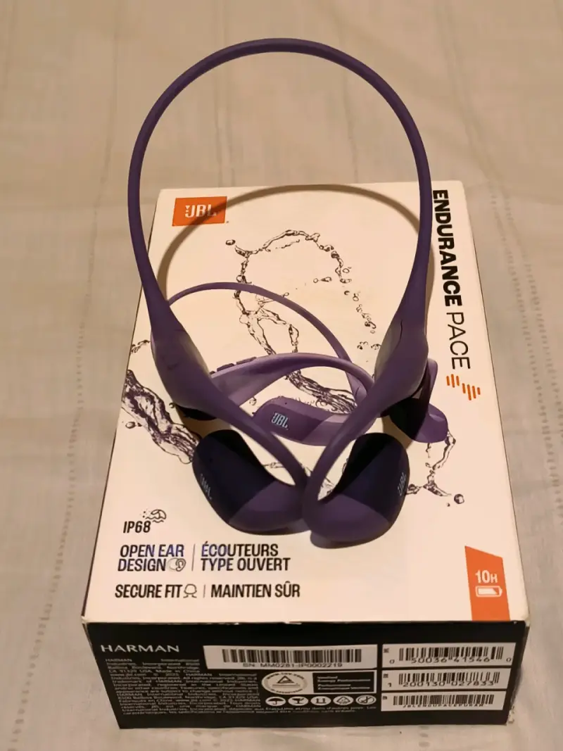 Auriculares deportivos JBL Endurance Pace resistentes al agua