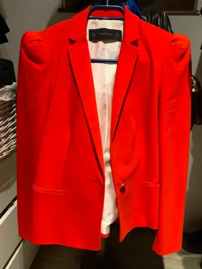Blazer rojo de mujer Zara Basic elegante - miniatura 1