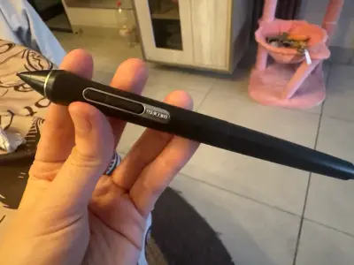 Tableta gráfica Wacom Cintiq 16 - miniatura 3