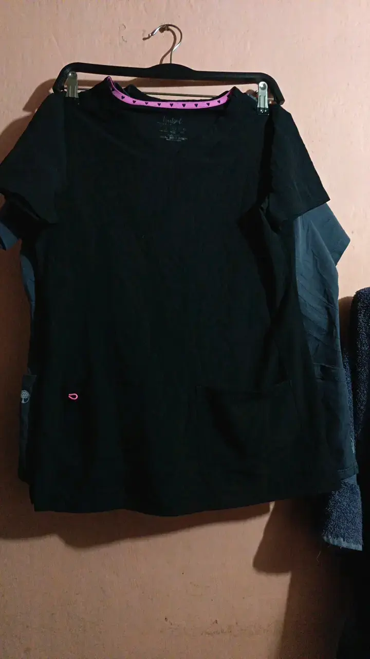 Blusa médica azul para mujer con bolsillos - 6