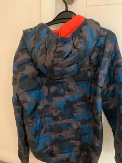 3 Chaquetas de niños talla 12 y 8 - miniatura 2