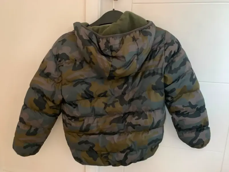 3 Chaquetas de niños talla 12 y 8 - 4