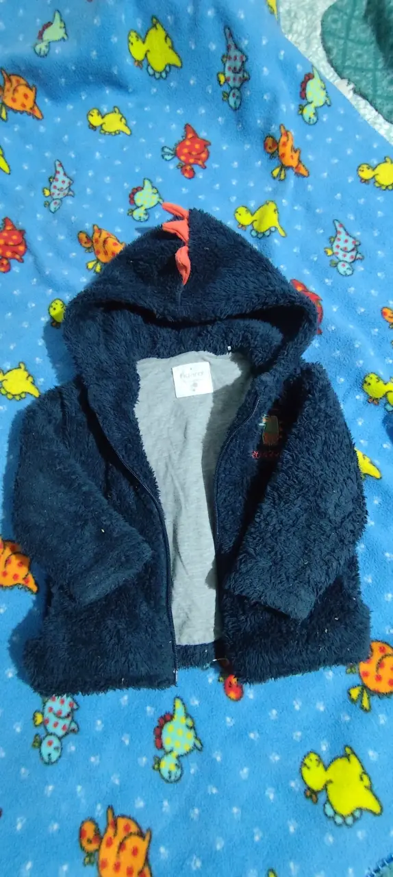 Chaqueta de niño azul con capucha y estampado espacial - 5