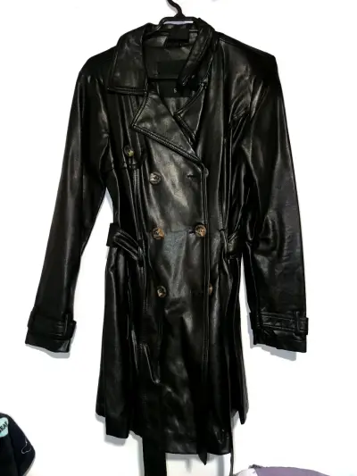 Abrigo de cuero negro estilo trench para hombre - miniatura 1
