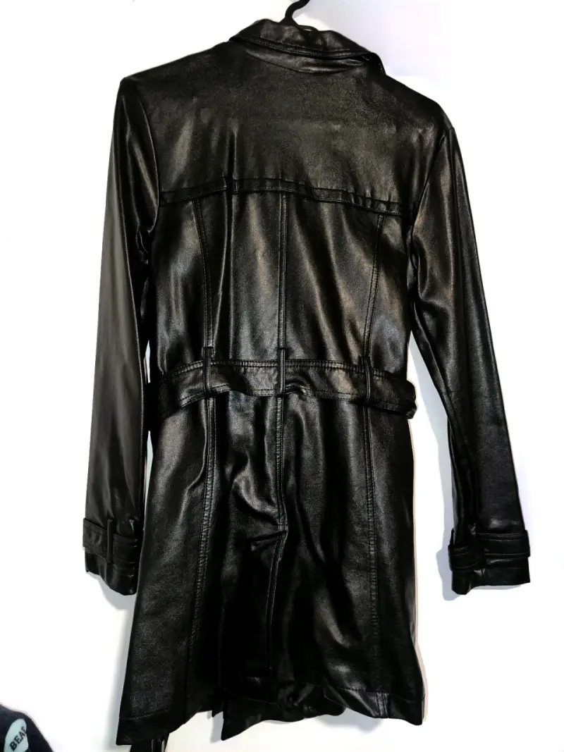 Abrigo de cuero negro estilo trench para hombre - 2