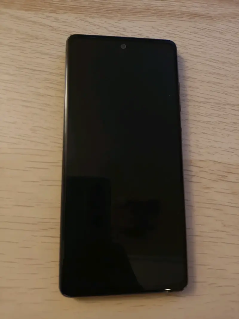 Smartphone Samsung Galaxy S20 FE en buen estado - 3