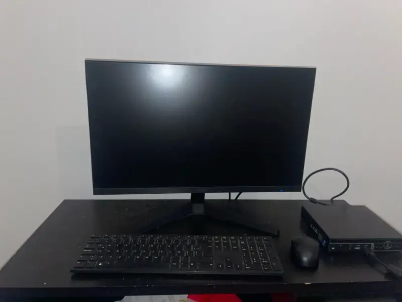 Computador Dell OptiPlex Micro 7010 + Monitor Sams - 1