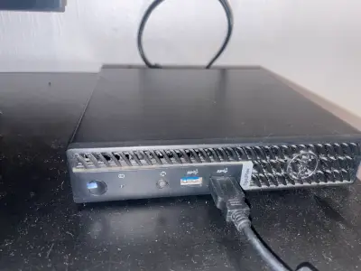 Computador Dell OptiPlex Micro 7010 + Monitor Sams - miniatura 2