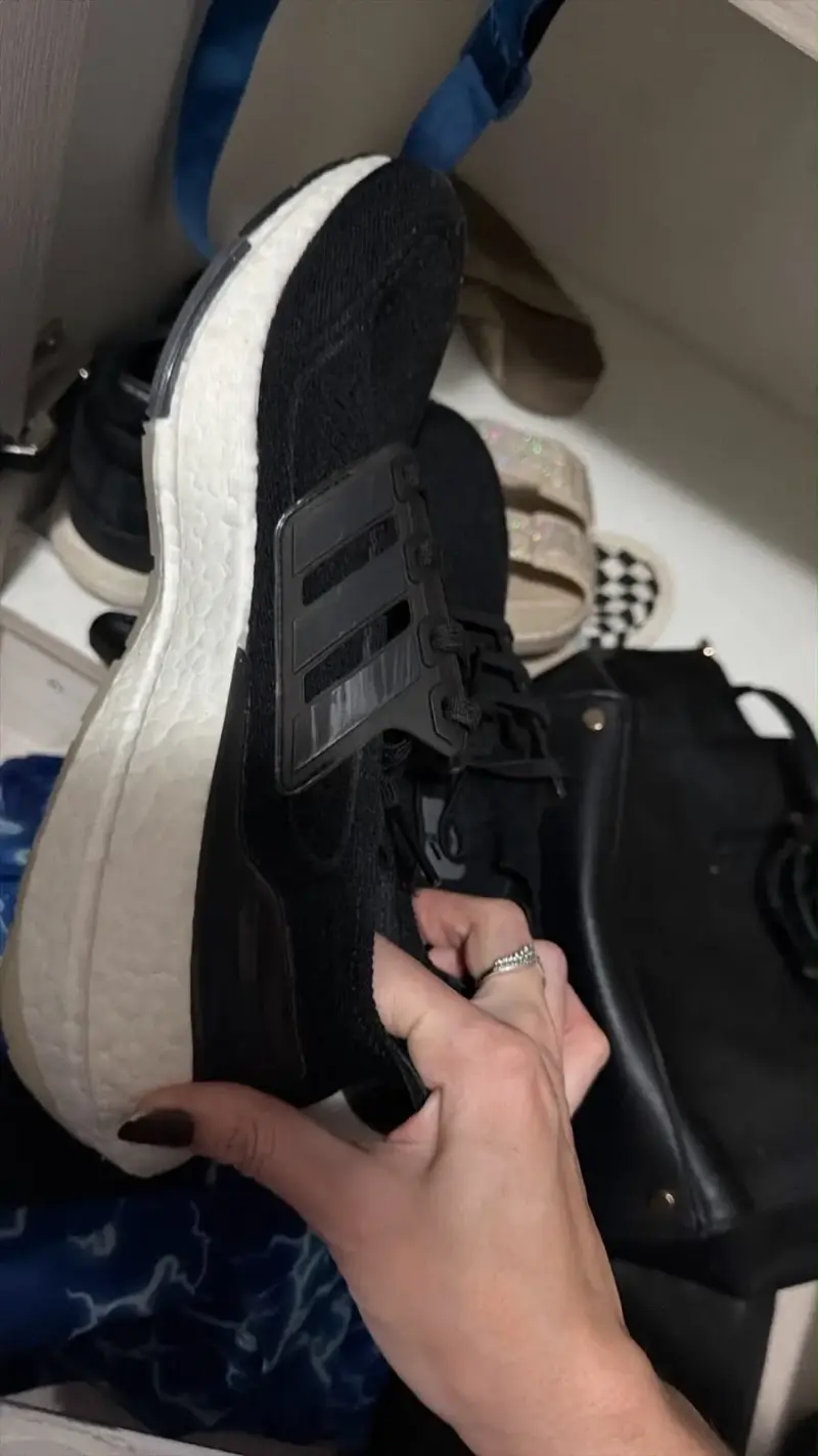 Zapatillas deportivas negras Adidas Boost